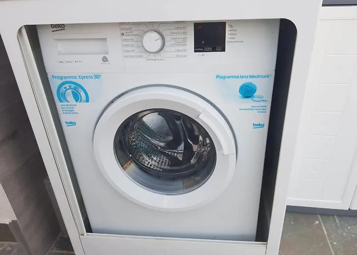 Διαμέρισμα Con Terrazzo Sul Mare E Discesa In A *