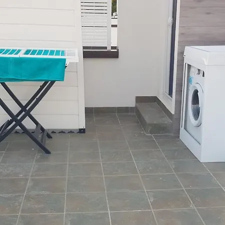 Con Terrazzo Sul Mare E Discesa In A Apartmán Gallipoli