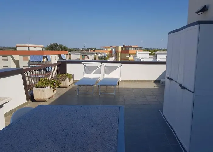 Con Terrazzo Sul Mare E Discesa In A * Gallipoli